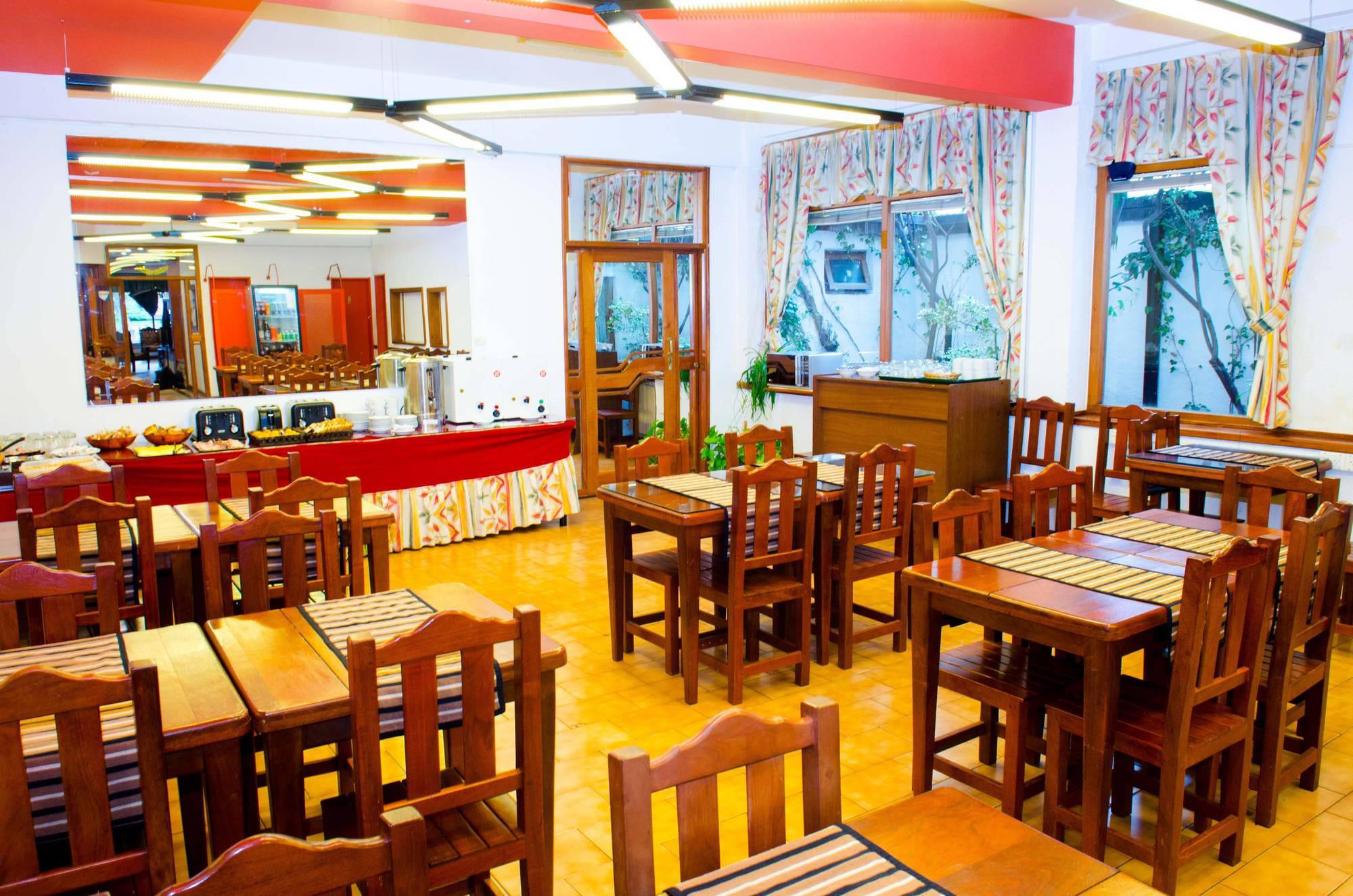 King'S Hotel Bariloche Экстерьер фото